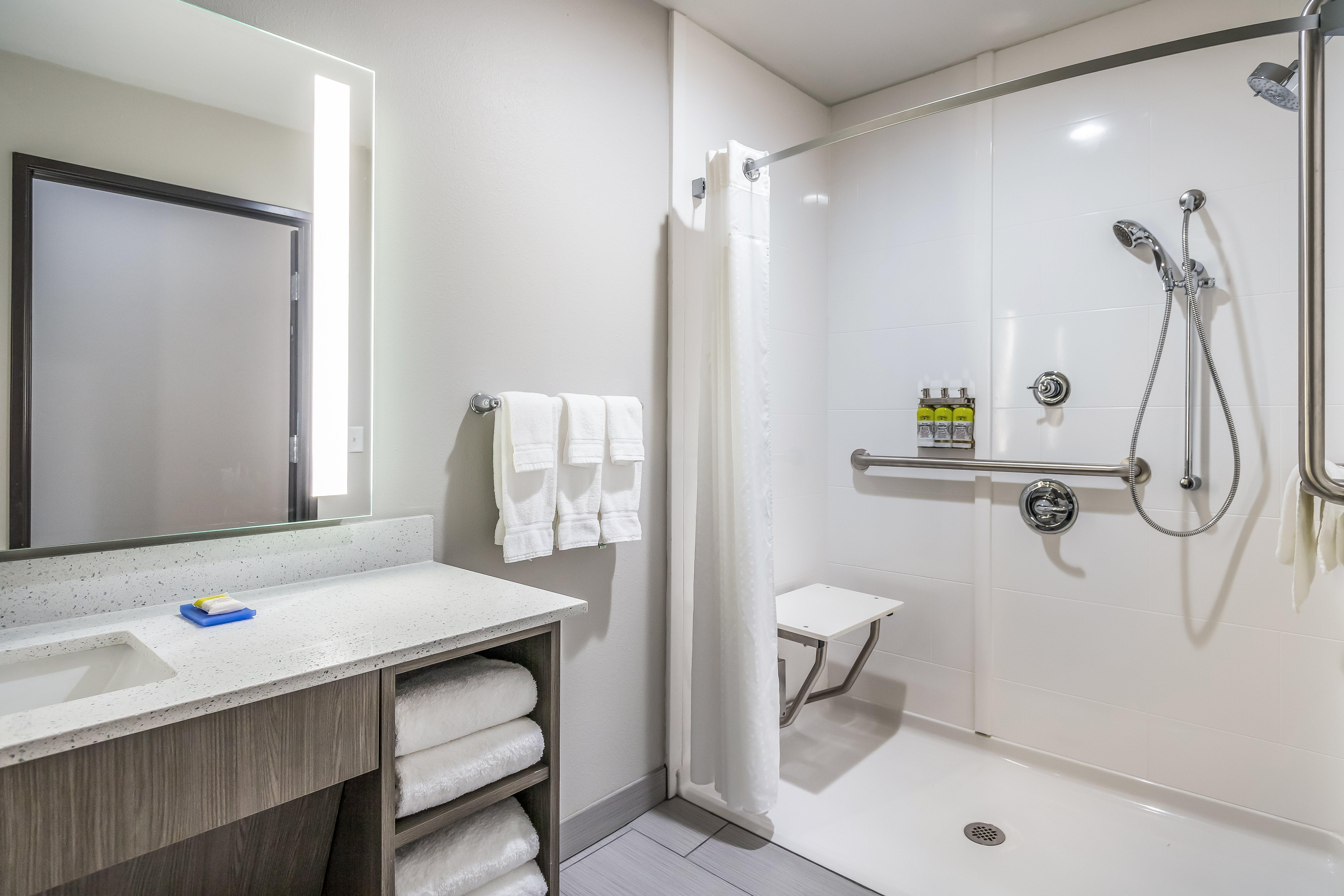 Holiday Inn Express & Suites Tulsa East - Catoosa By Ihg Dış mekan fotoğraf
