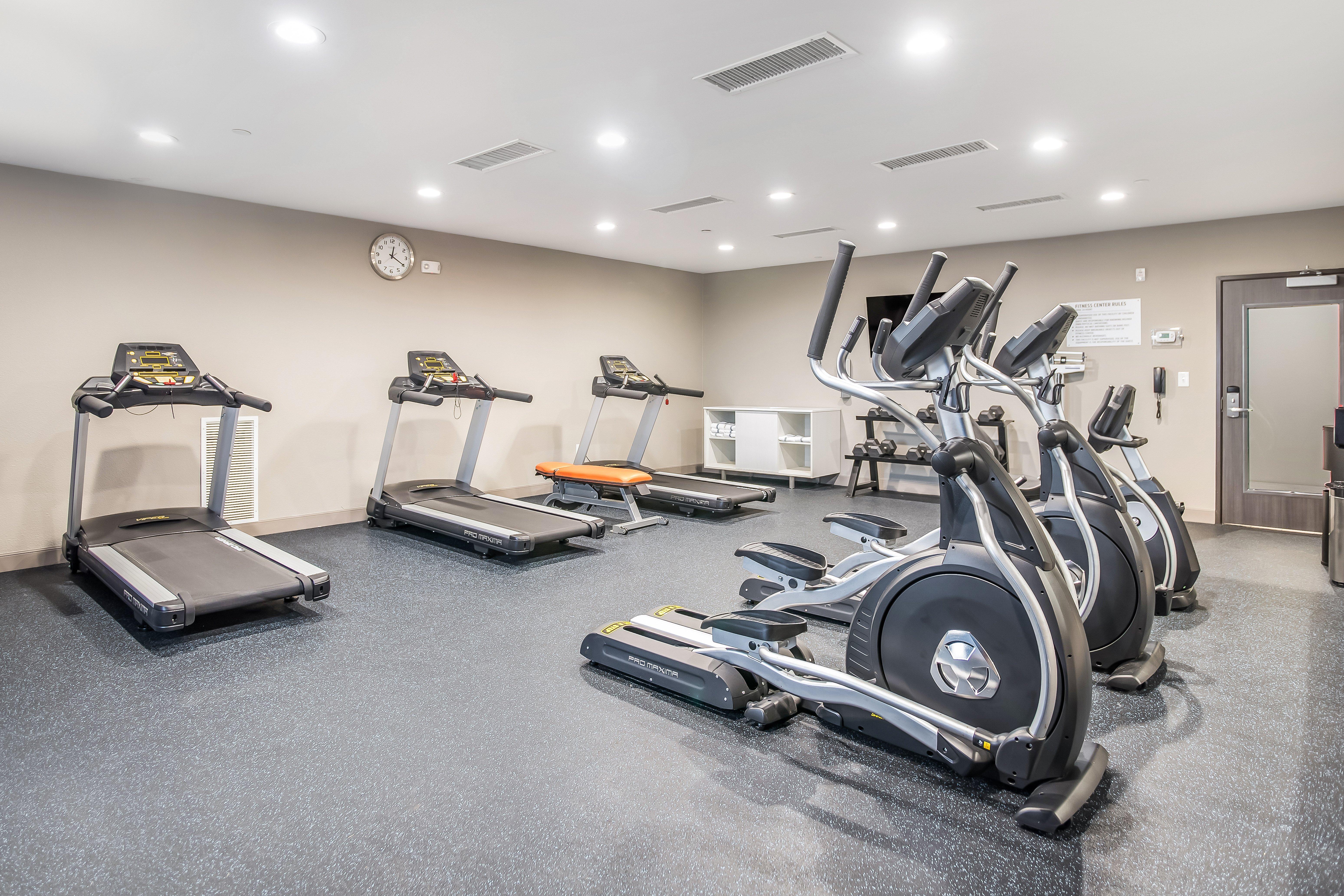 Holiday Inn Express & Suites Tulsa East - Catoosa By Ihg Dış mekan fotoğraf