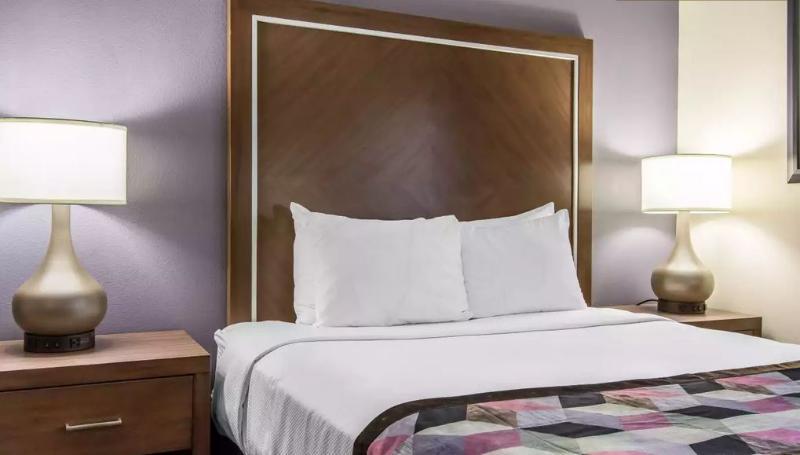Holiday Inn Express & Suites Tulsa East - Catoosa By Ihg Dış mekan fotoğraf