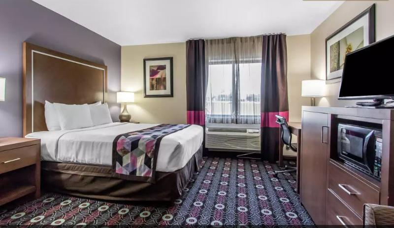 Holiday Inn Express & Suites Tulsa East - Catoosa By Ihg Dış mekan fotoğraf